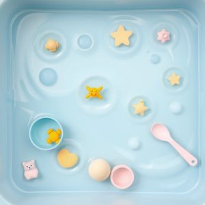 Stacja: Chłodno i spokojnie — woda i gąbki