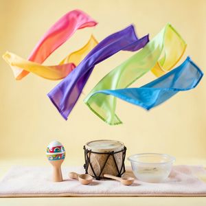 Chustki do tańca i instrumenty rytmiczne