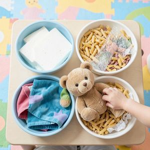 Stacja: Dotykowe pudełka