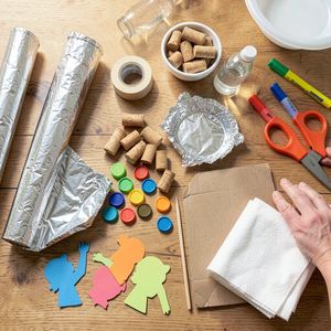 Zdjęcie: materiały do budowy — flatlay