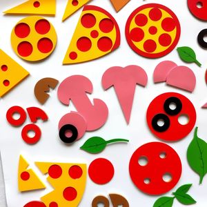 Wycięte składniki z kolorowego papieru (zestaw kształtów)