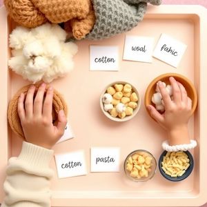 Grafika: Stacja dotyku — materiały sensoryczne