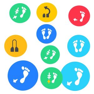 Znaczniki trasy (pachołki/odciski stóp)