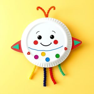 Obrazek: UFO z papierowego talerzyka