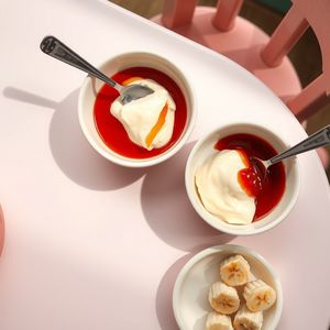 Zdjęcie: miseczki z dżemem i serem kremowym