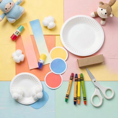 Fotografia płaska — materiały na stole (flatlay)