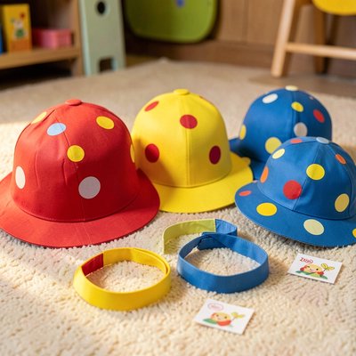 Kartonowe kapelusze klauna i opaski