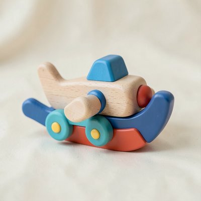 Obrazek: Samolot / zabawkowy statek