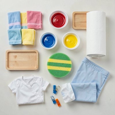 Flat lay — materiały potrzebne do zajęć