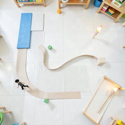Sensoryczny tor wyścigowy — plan z góry