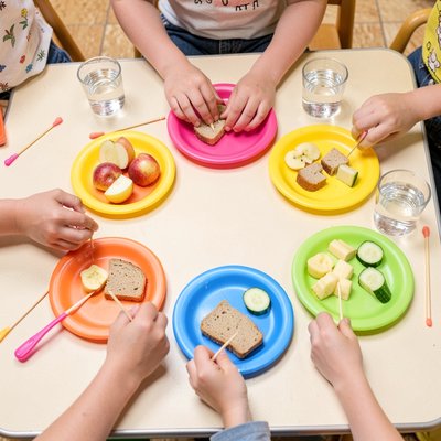 Zdjęcie stacji degustacyjnej — mały degustator