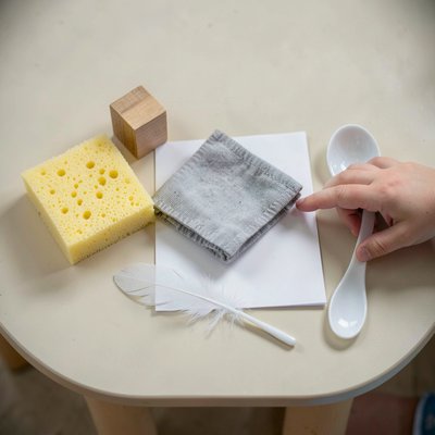 Zdjęcie par materiałów — miękkość vs twardość