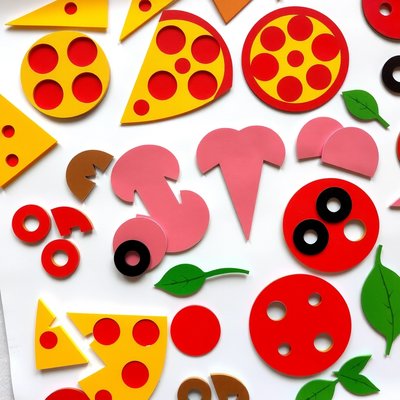 Wycięte składniki z kolorowego papieru (zestaw kształtów)