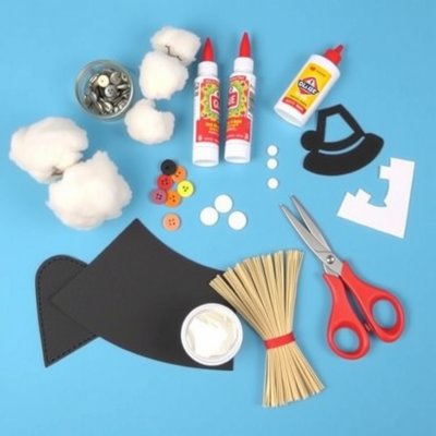 Zestaw materiałów do pracy plastycznej